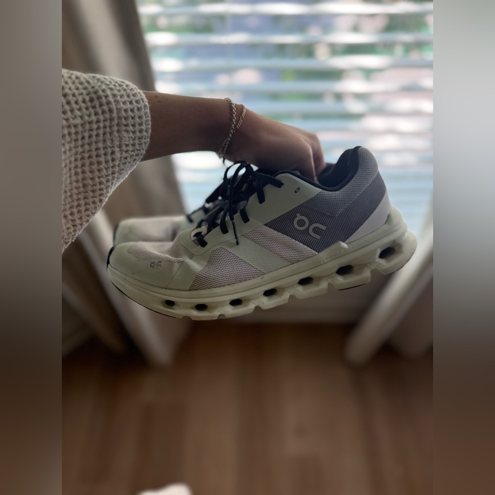 On Cloud Tennis Shoes